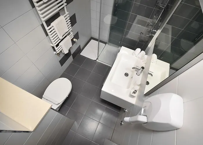 Dalmatia Apartman *